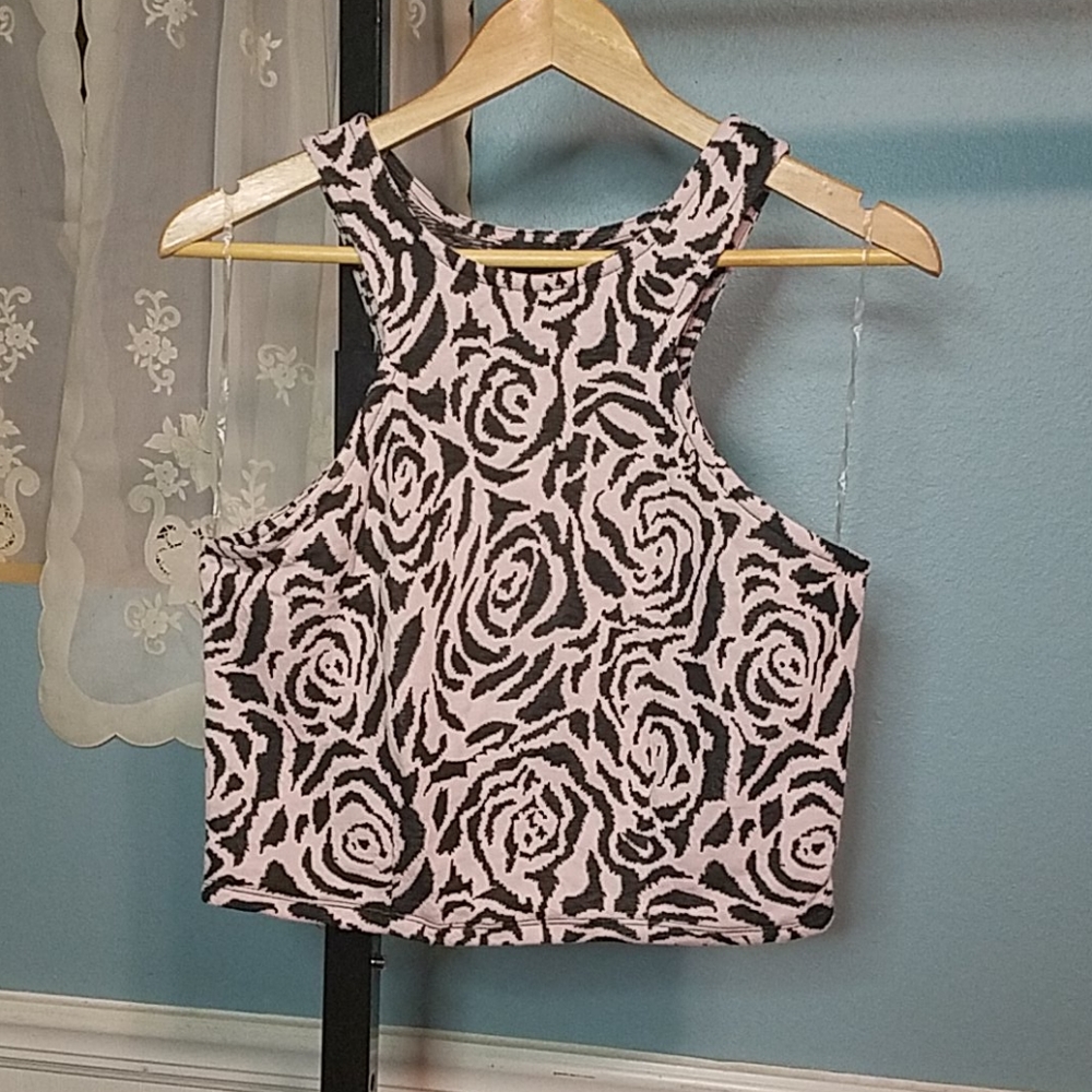 Wet Seal Rose Crop Tank